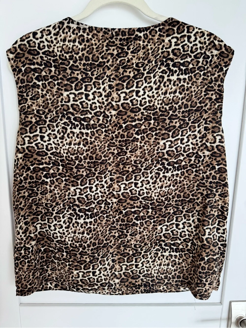 Ellen Tracy Leopard Print Sleeveless Shell in Brown and Black - Picture 5 of 8